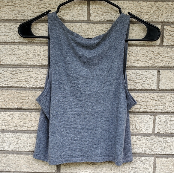 🌟LAST CHANCE🌟 Ram Skull Crop Top - Picture 3 of 3